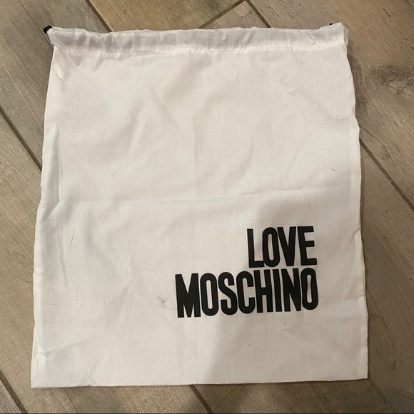 SOLD - Picture 4 of 4